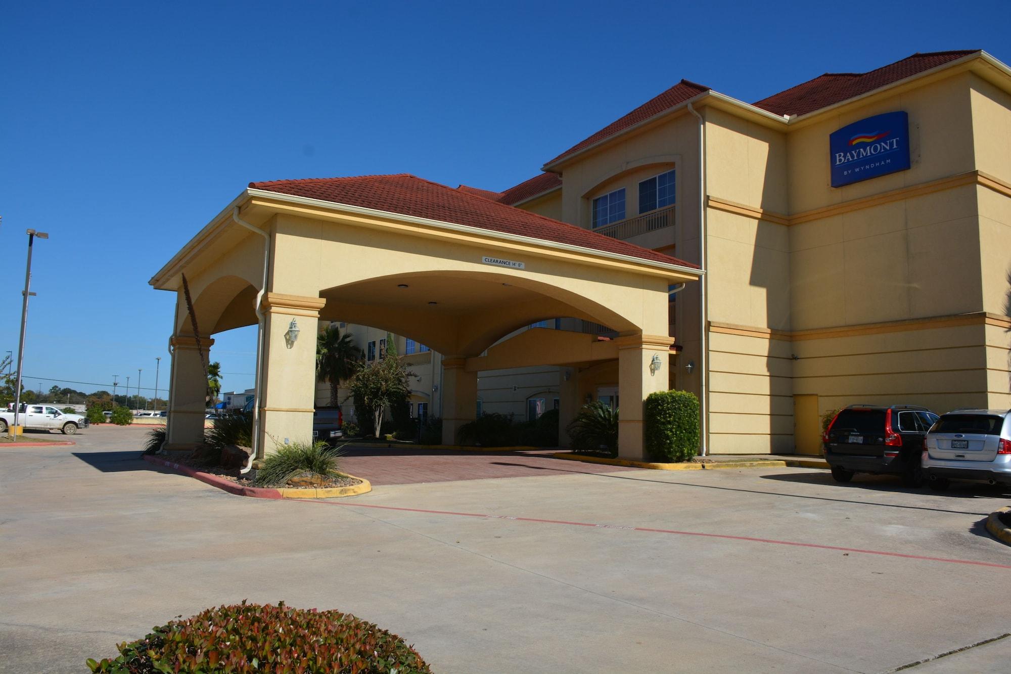 Baymont Inn & Suites Brenham Esterno foto