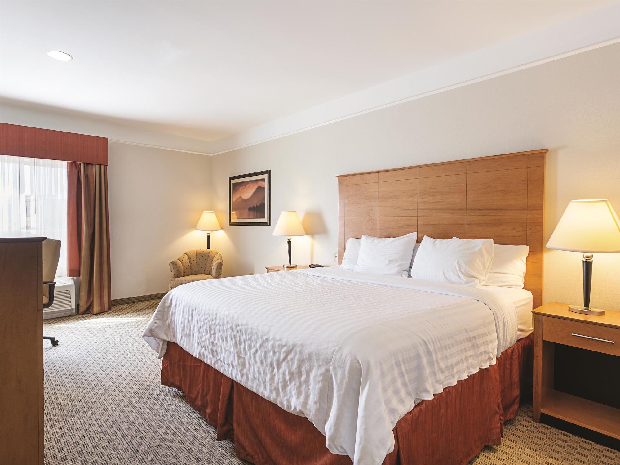 Baymont Inn & Suites Brenham Esterno foto