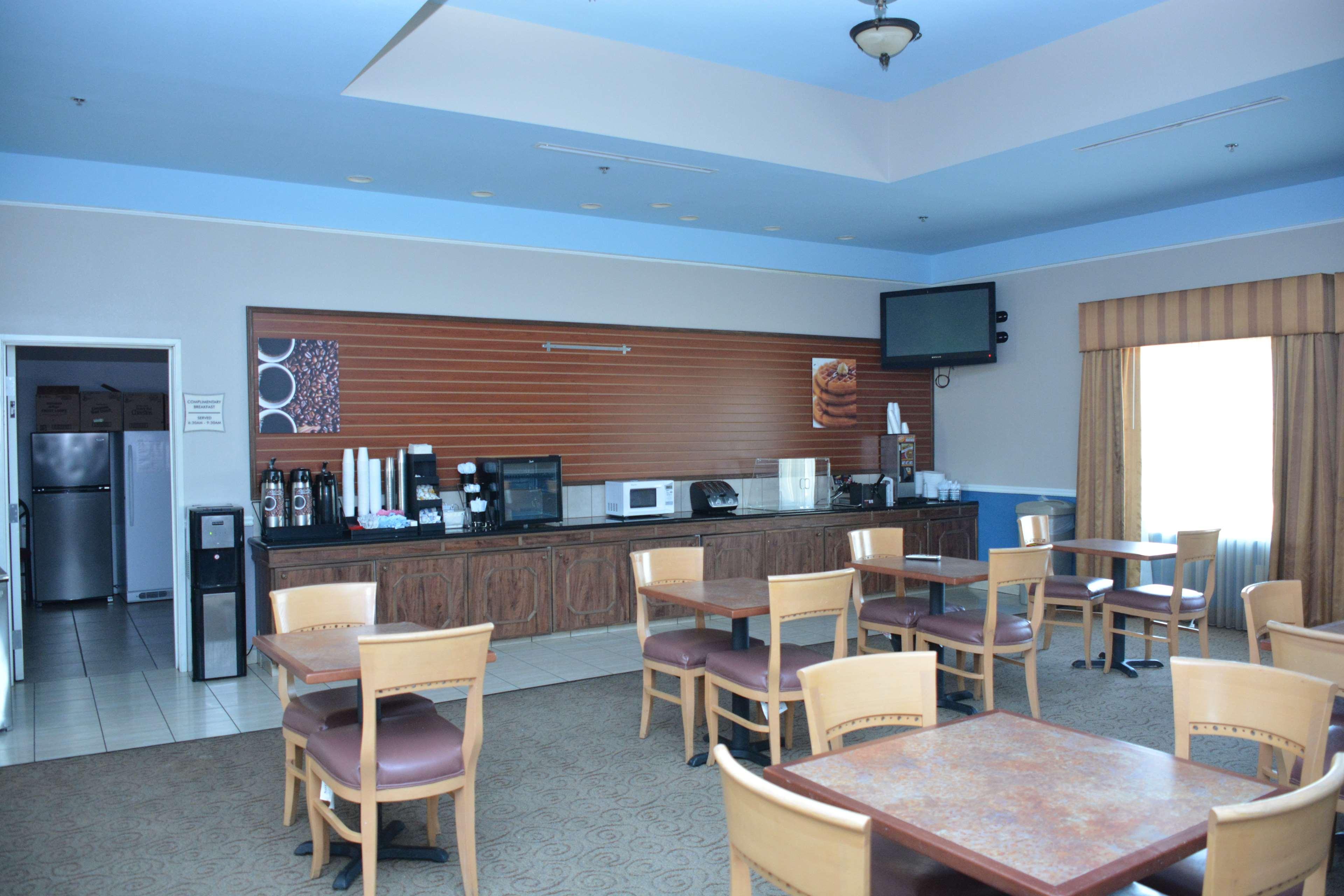 Baymont Inn & Suites Brenham Esterno foto