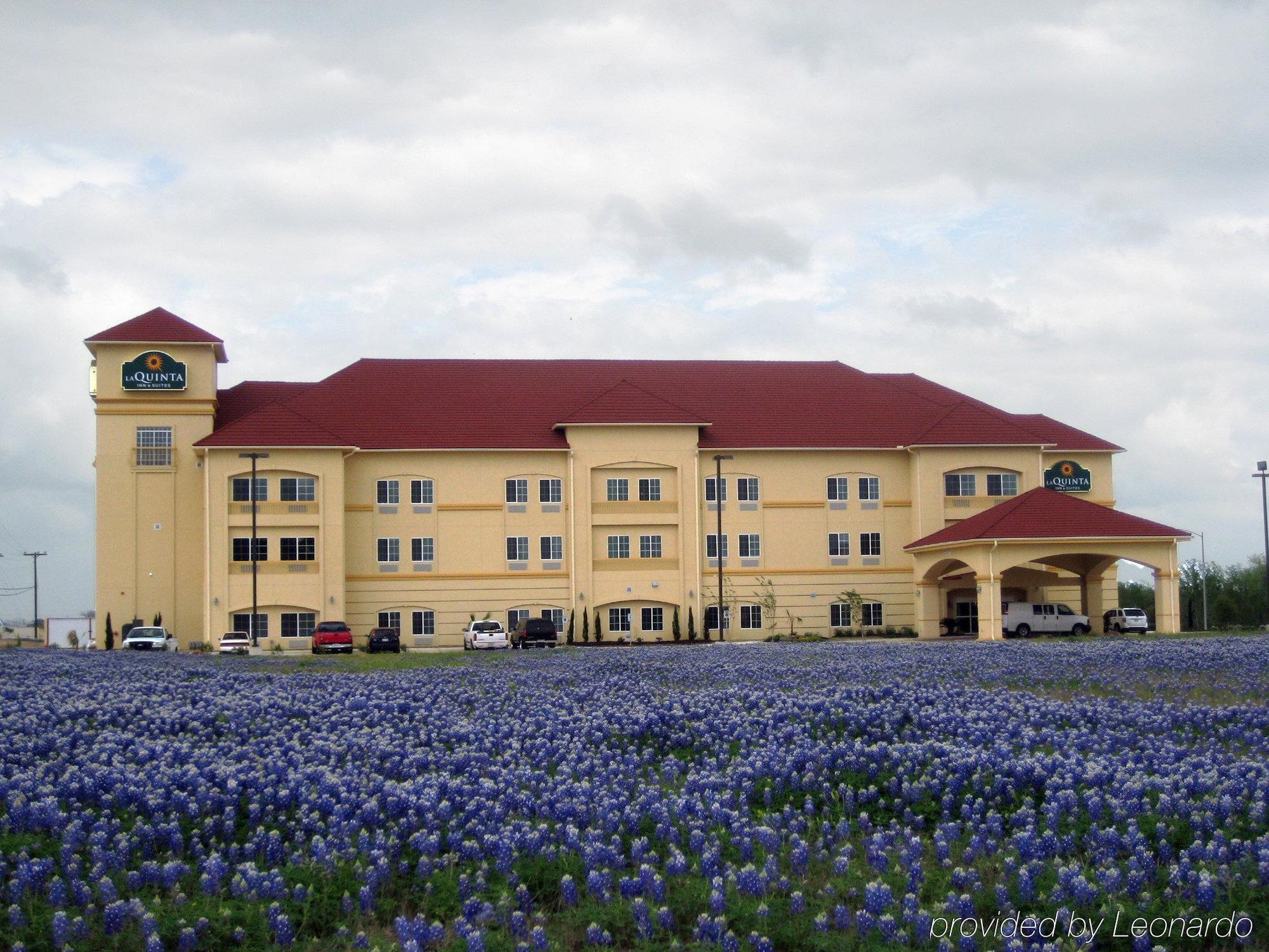 Baymont Inn & Suites Brenham Esterno foto