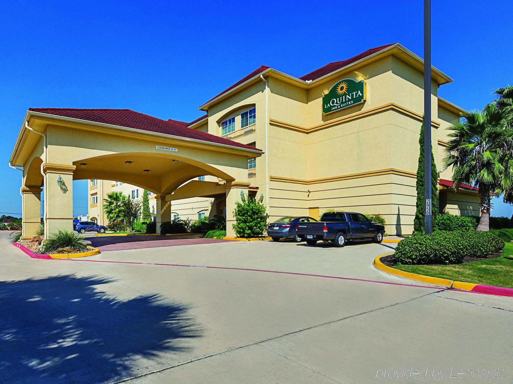 Baymont Inn & Suites Brenham Esterno foto