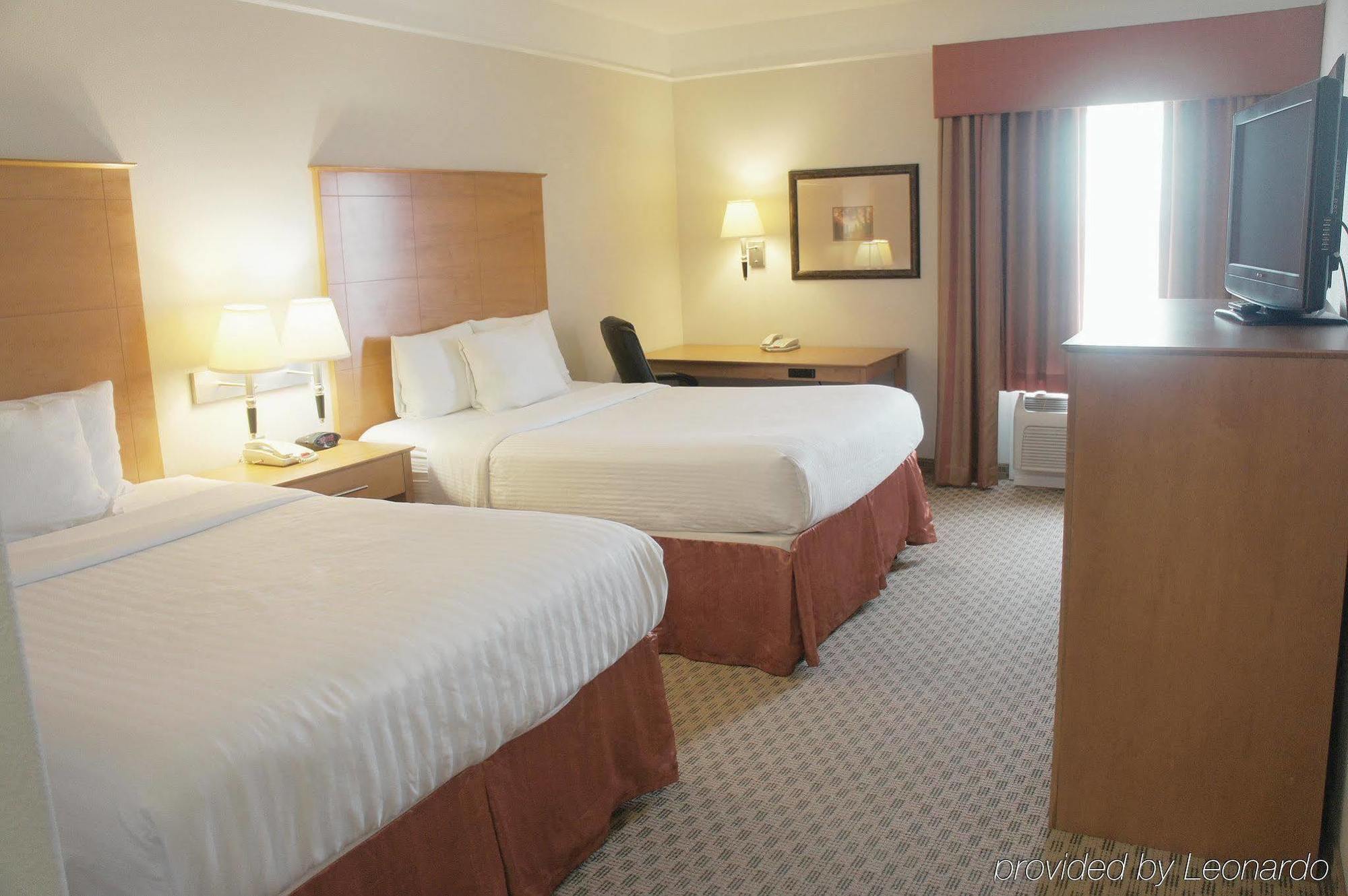 Baymont Inn & Suites Brenham Esterno foto